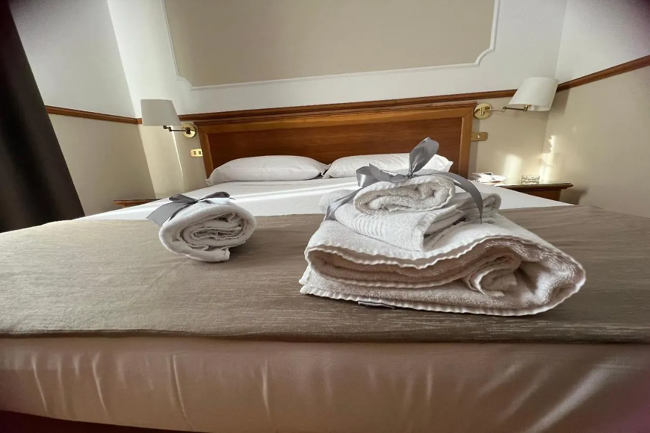 Hotel Leopardi Naples