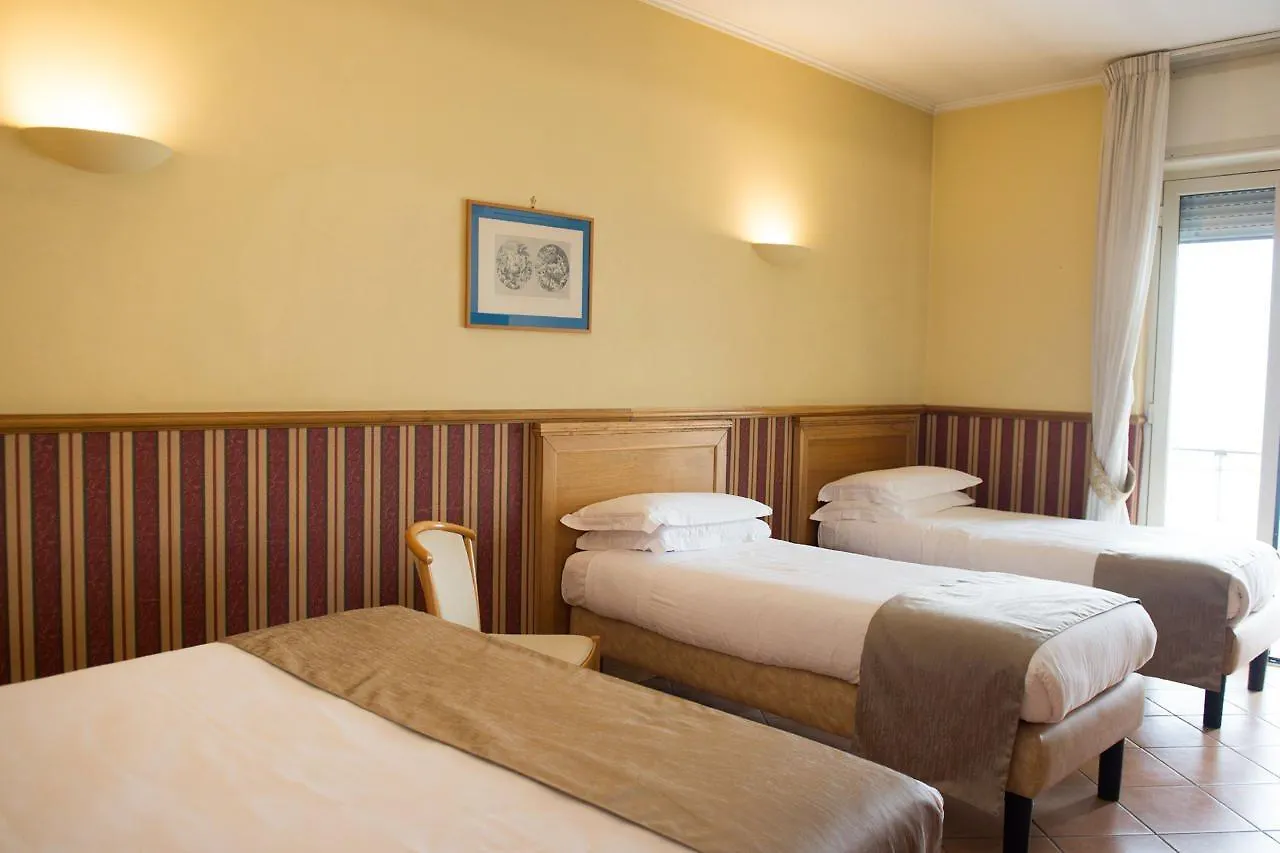Hotel Leopardi Naples