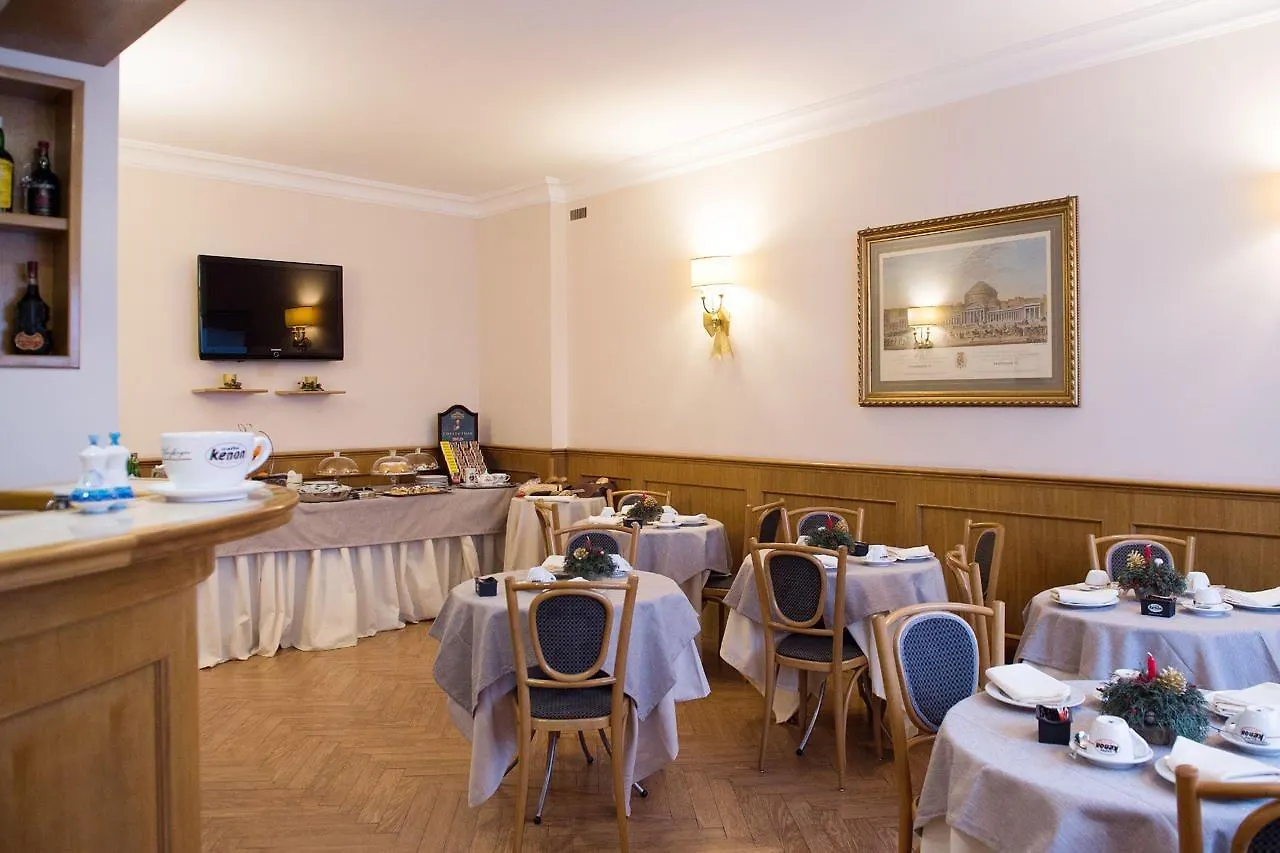 ***  Hotel Leopardi Naples Italie